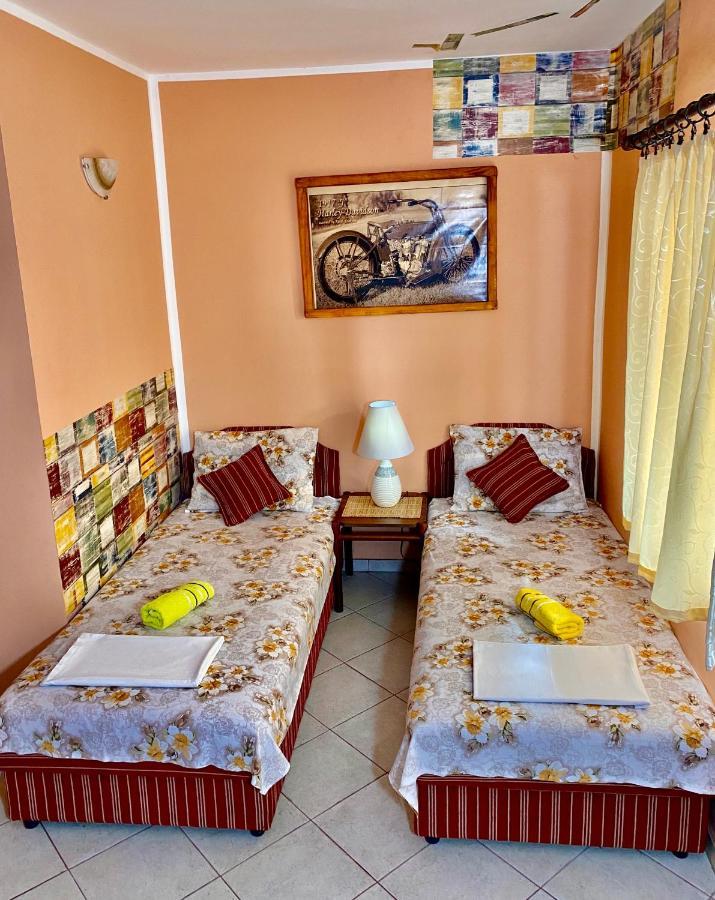 Ðenovići Vila Duricic 300M Od Mora酒店 外观 照片